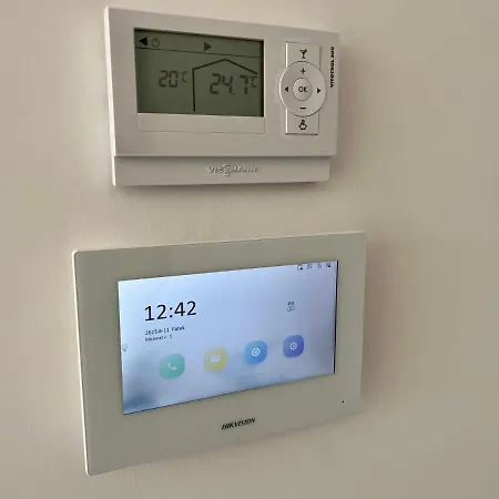Apartman Komfortny Apartmnan Blizko Centra Lm Lipótszentmiklós
