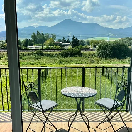 Komfortny Apartmnan Blizko Centra Lm