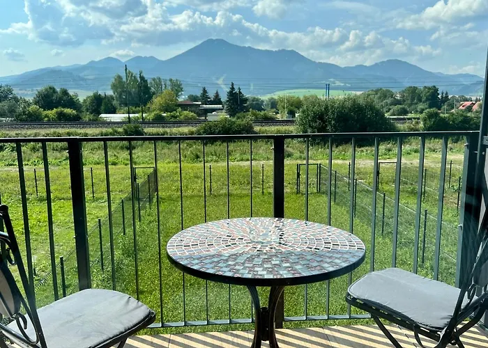 Komfortny Apartmnan Blizko Centra Lm Appartamento Liptovský Mikuláš